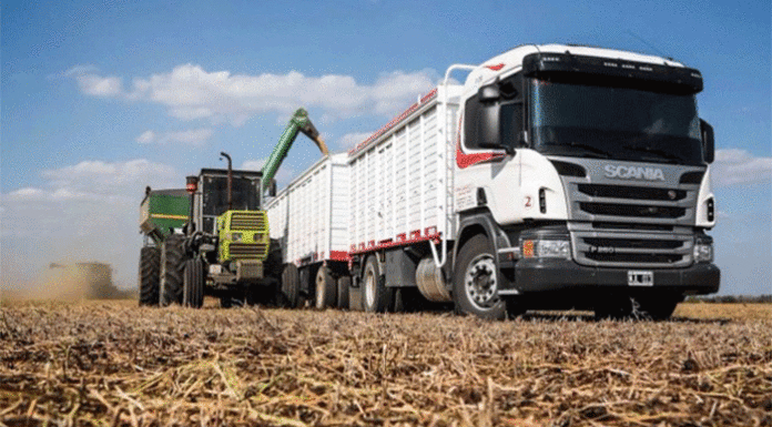 Advierten que el “costo argentino” ahoga a productores y transportistas