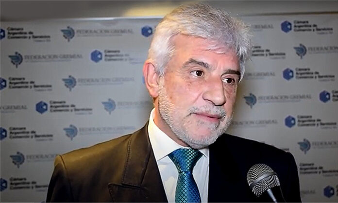 ¿Qué rutas de cabotaje quiere sumar el Aeropuerto de Rosario y con qué empresas negocia?