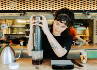 Baristas y aficionados competirán en Rosario por un lugar en la final nacional de AeroPress