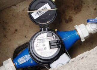 Instalar un medidor de agua cuesta $159.000 en 12 cuotas y permite pagar solo lo que se consume