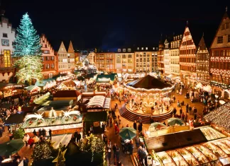 Un viaje para vivir la Navidad europea: mercadillos, castillos y pueblos alpinos en un circuito de 9 noches