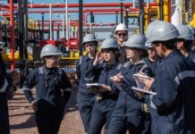 Vaca Muerta acelera la búsqueda de mano de obra técnica y ofrece salarios que superan los $4 millones