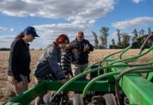 Bayer impulsa la tercera edición del programa que conecta a los jóvenes con la innovación y el agro