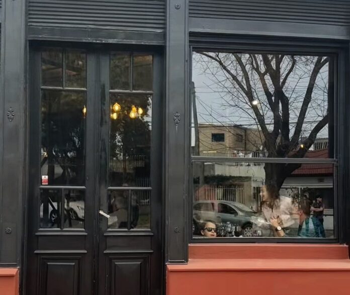 Nueva inversión gastronómica en Alberdi: abrió Don Sorrento en la histórica esquina de Sorrento y Maza