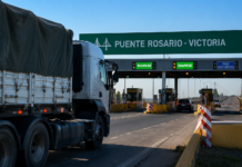 Más costos para exportar: el acceso a los puertos del Gran Rosario vuelve a encarecerse