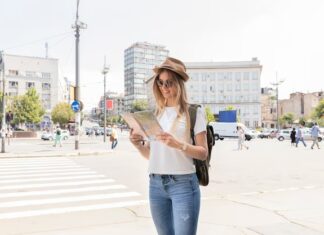 ¿Cómo vestirse para caminar por una ciudad todo el día?