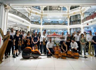 Mielina Flashmob lleva sus clásicos al Foyer del Teatro El Círculo